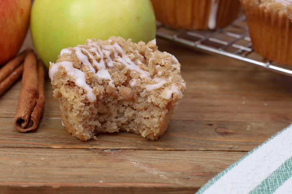 apple cinnamon muffins