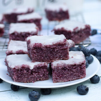 blueberries brownie