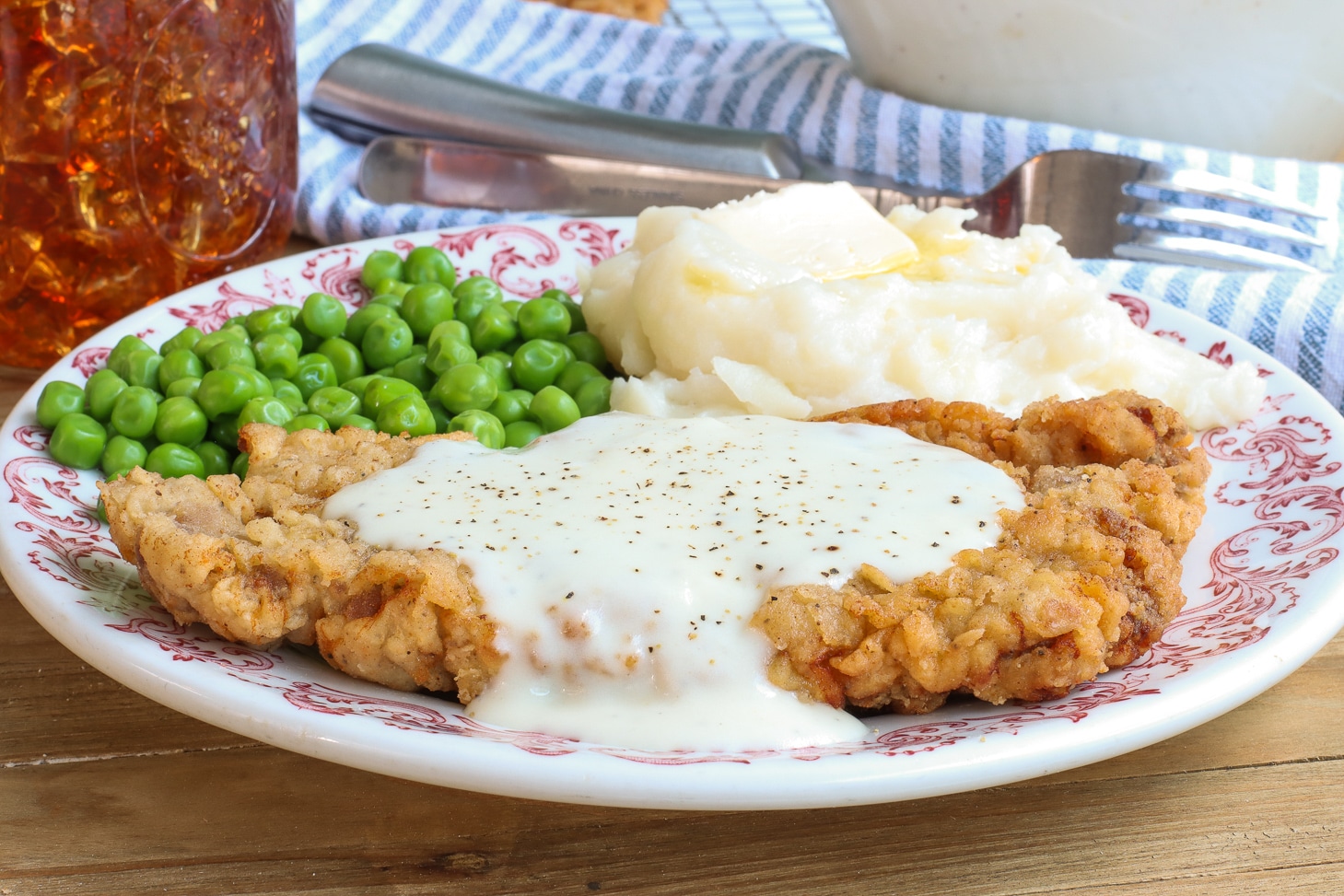 chicken fried steak and gravyrecipe