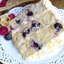 homemade lemon bluebeerry cake