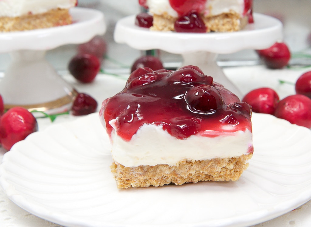 no-bake cherry cheesecake bars