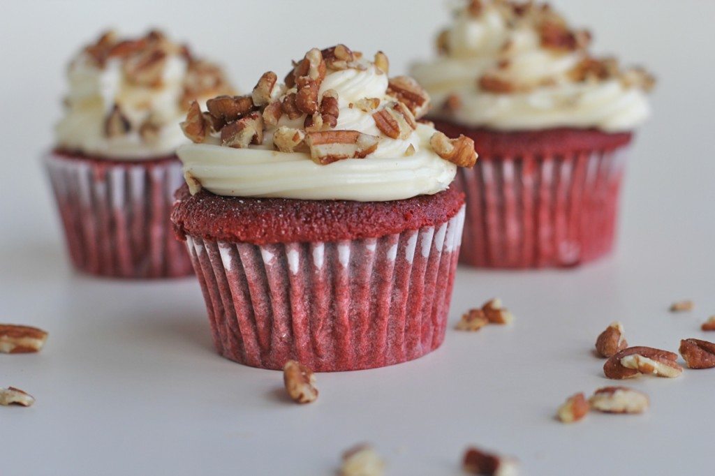 easy red velvet cupcakes recipe easy cream cheese frosting recipe