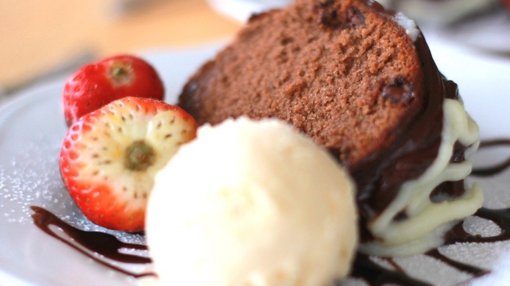old fashioned cocoa pound cake easy