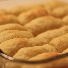 Easy Homemade Yeast Roll Recipe