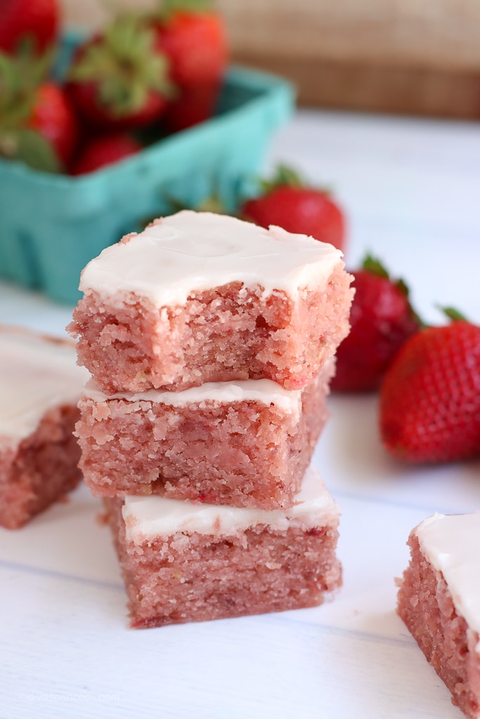 strawberry brownies
