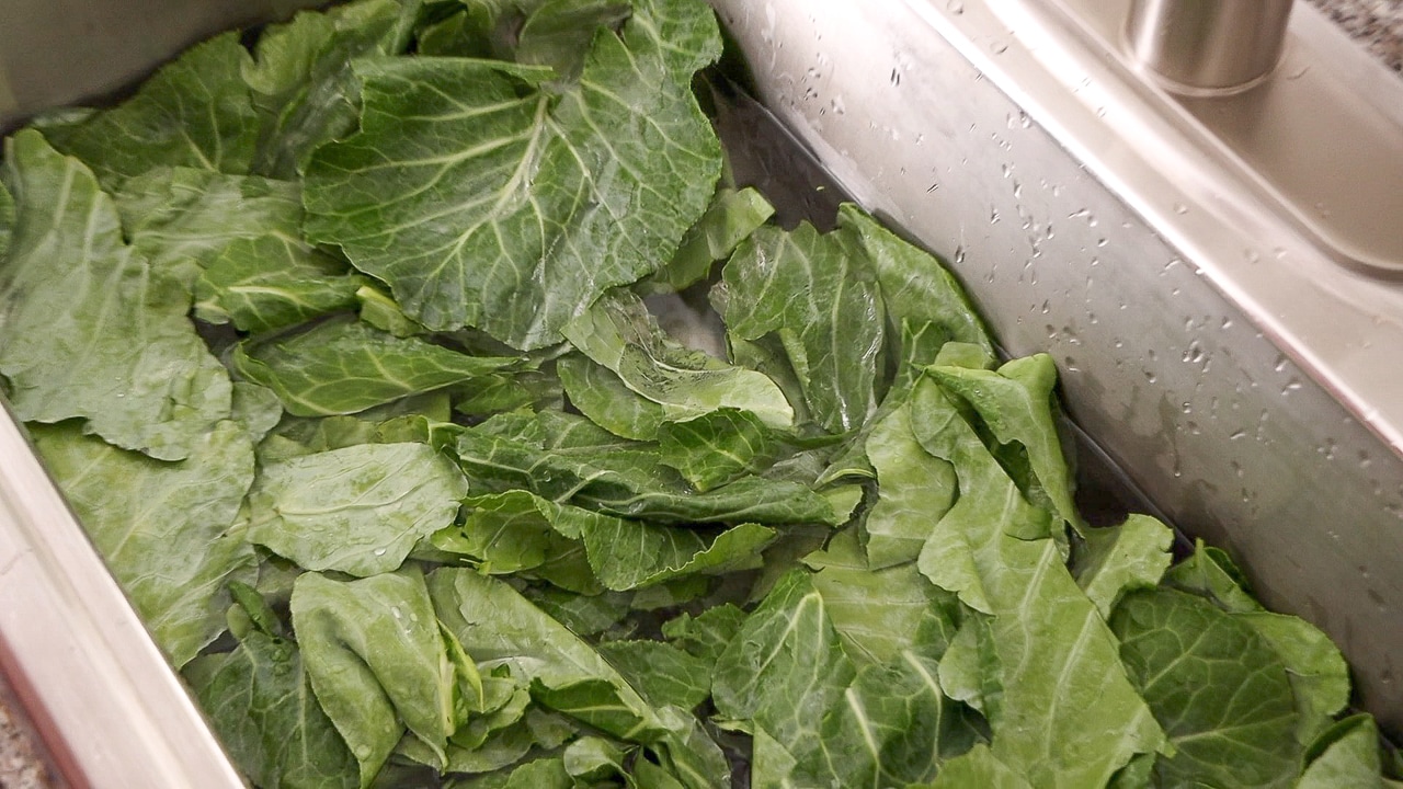 how to wash collard greens